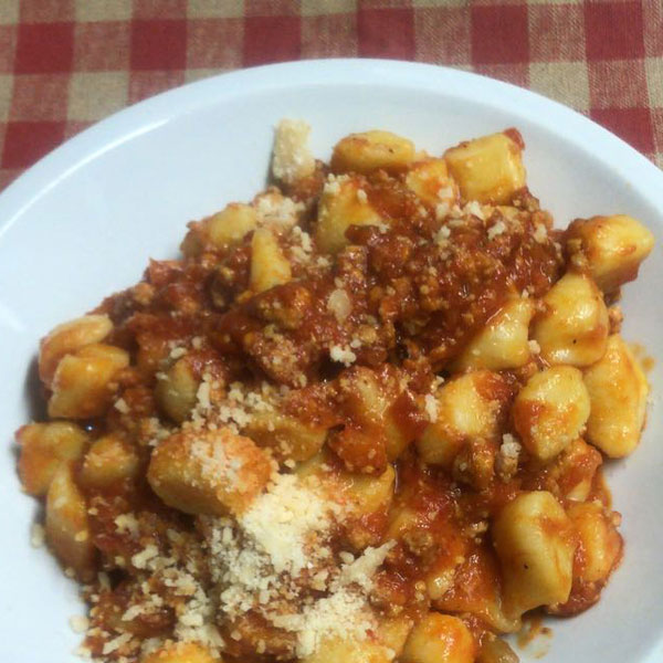 Gnocchi al Ragu'